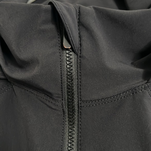 LULULEMON | Step to it Jacket * Black * 4 - Picture 10 of 10